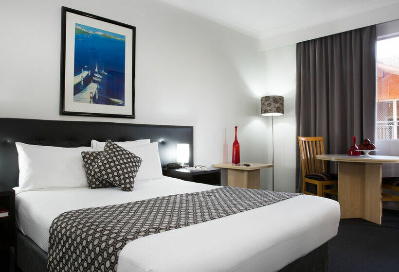 هتل Quality Apartments Camperdown