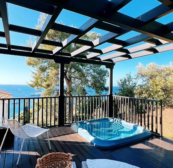 هتل Aegean Suites, Santikos Collection