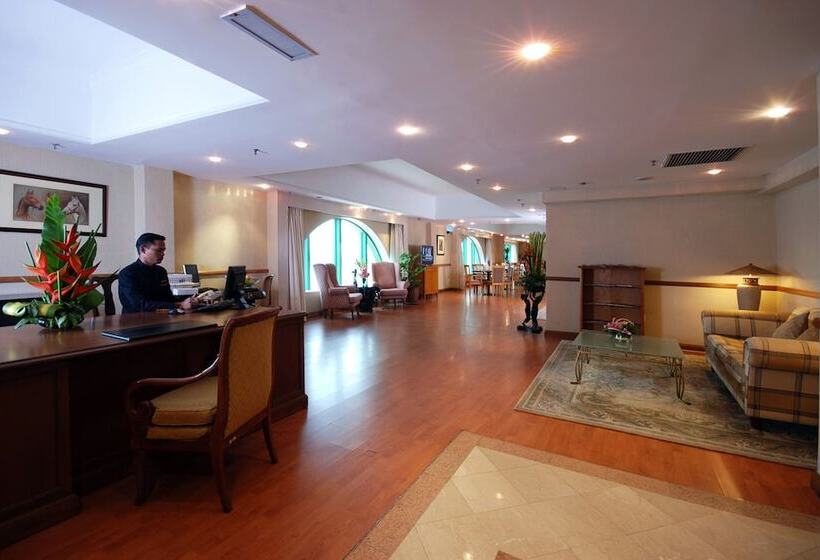 Fotos del hotel Berjaya Waterfront Hotel:  28