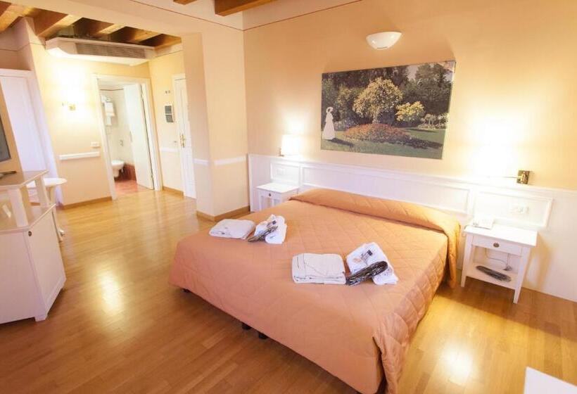 فندق Casa Romagnosi