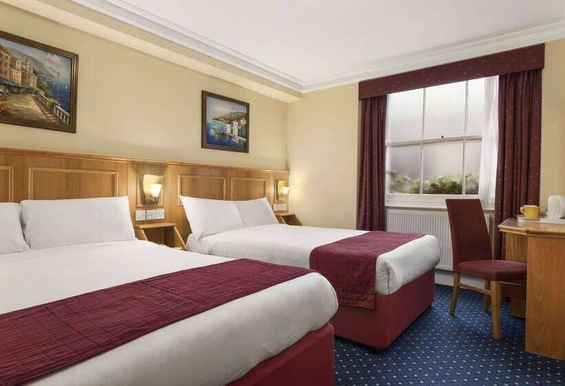 هتل Days Inn Hyde Park