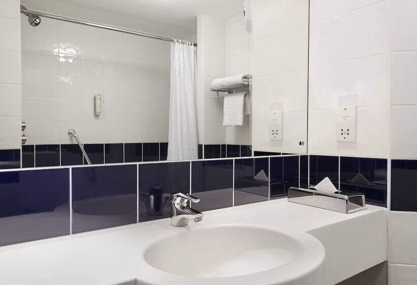 فندق Days Inn By Wyndham Telford Ironbridge