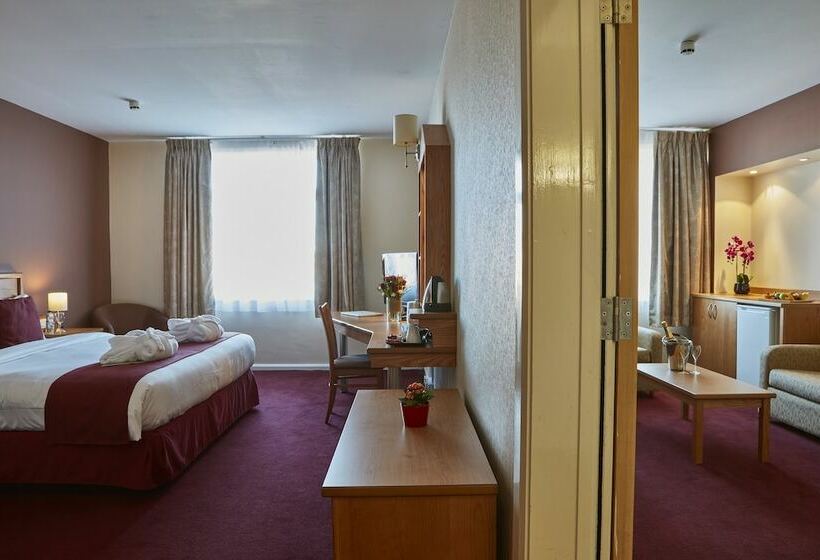 Fotos del hotel Future Inn Cardiff Bay:  3 Fotos del hotel Future Inn Cardiff Bay:  3