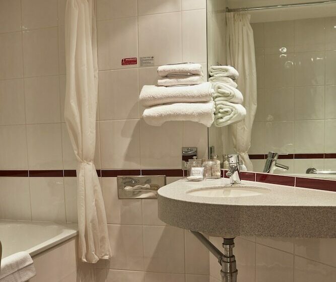 Fotos del hotel Future Inn Cardiff Bay:  69 Fotos del hotel Future Inn Cardiff Bay:  69