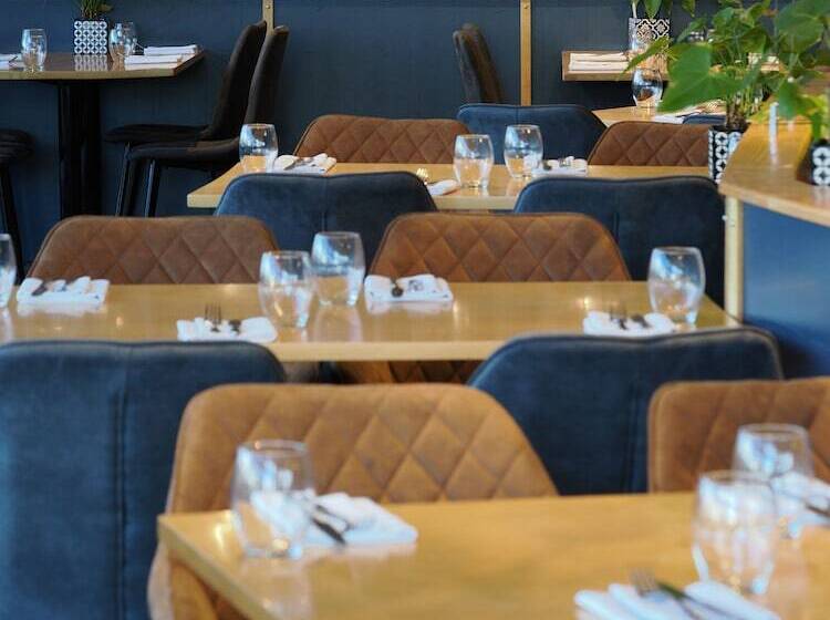 Fotos del hotel Future Inn Cardiff Bay:  50 Fotos del hotel Future Inn Cardiff Bay:  50