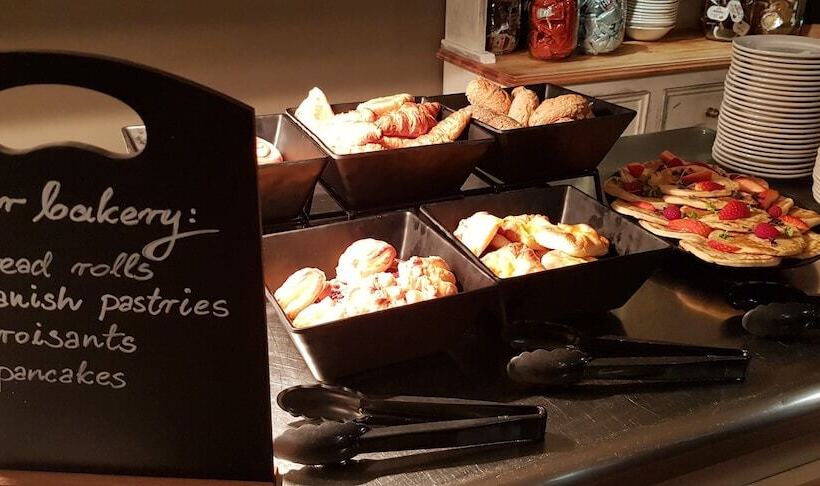 Fotos del hotel Future Inn Cardiff Bay:  34 Fotos del hotel Future Inn Cardiff Bay:  34