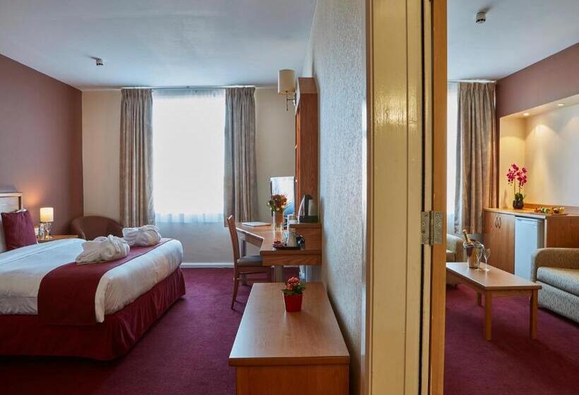 Fotos del hotel Future Inn Cardiff Bay:  40 Fotos del hotel Future Inn Cardiff Bay:  40