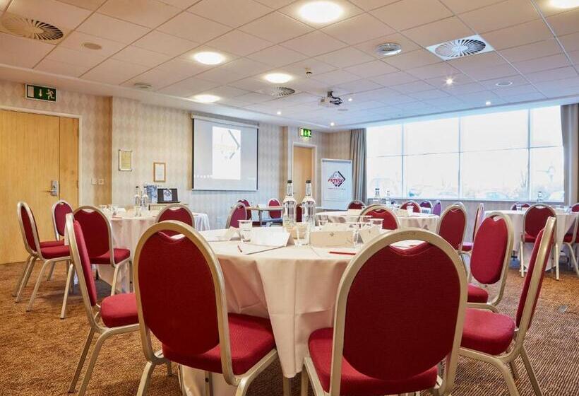 Fotos del hotel Future Inn Cardiff Bay:  35 Fotos del hotel Future Inn Cardiff Bay:  35