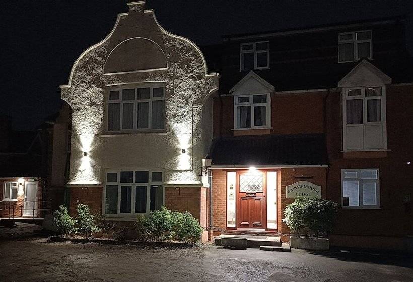 هتل Gainsborough Lodge