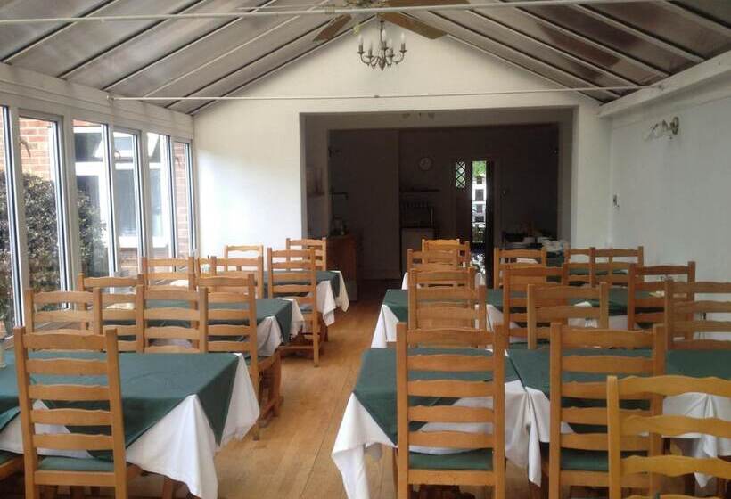 هتل Gainsborough Lodge