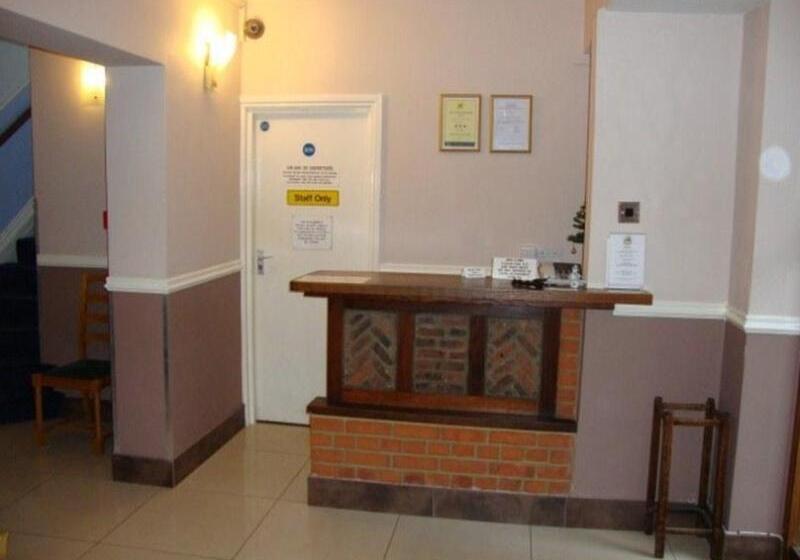 هتل Gainsborough Lodge