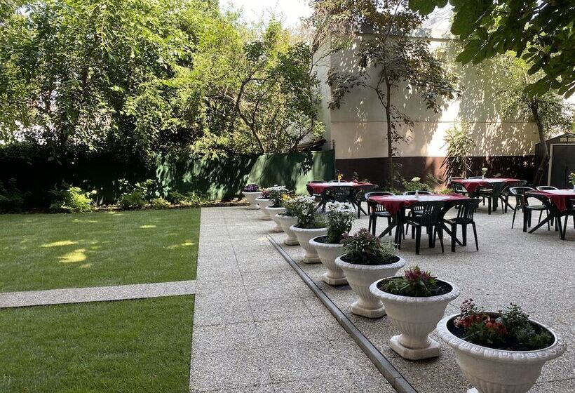 Fotos del hotel Garten- Und Kunsthotel Gabriel City:  6