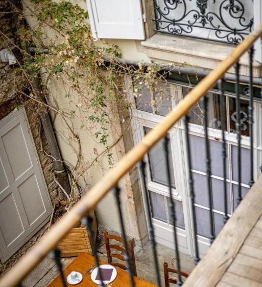 هتل Hôtel Des Tonneliers
