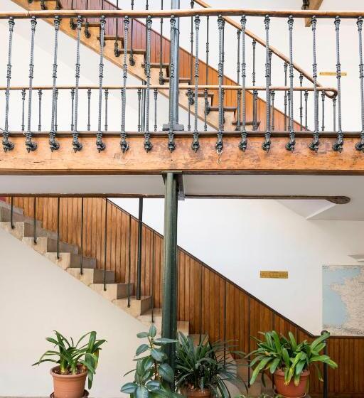 هتل Hôtel Des Tonneliers