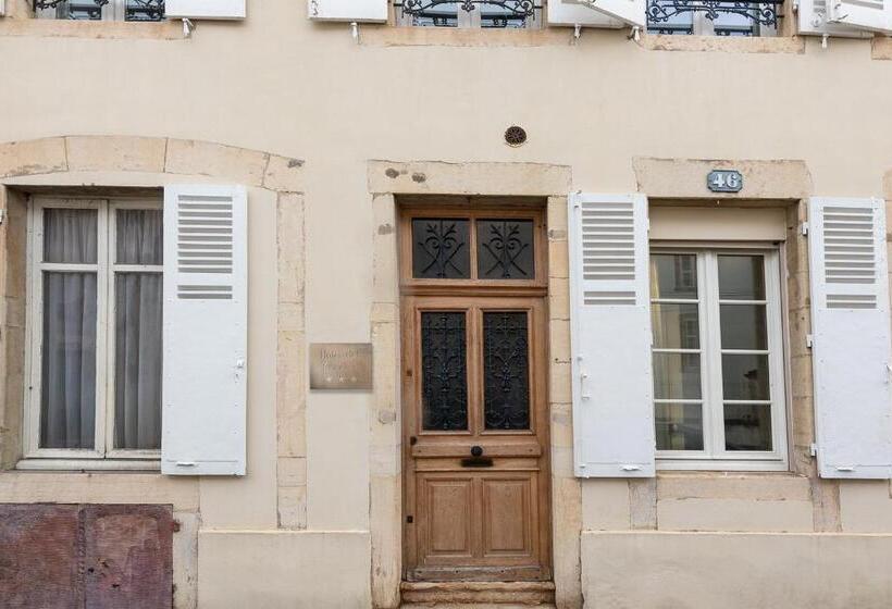 هتل Hôtel Des Tonneliers