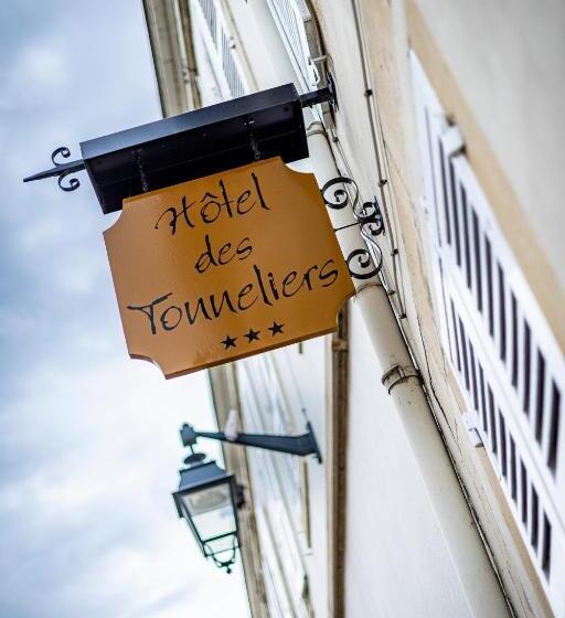 هتل Hôtel Des Tonneliers