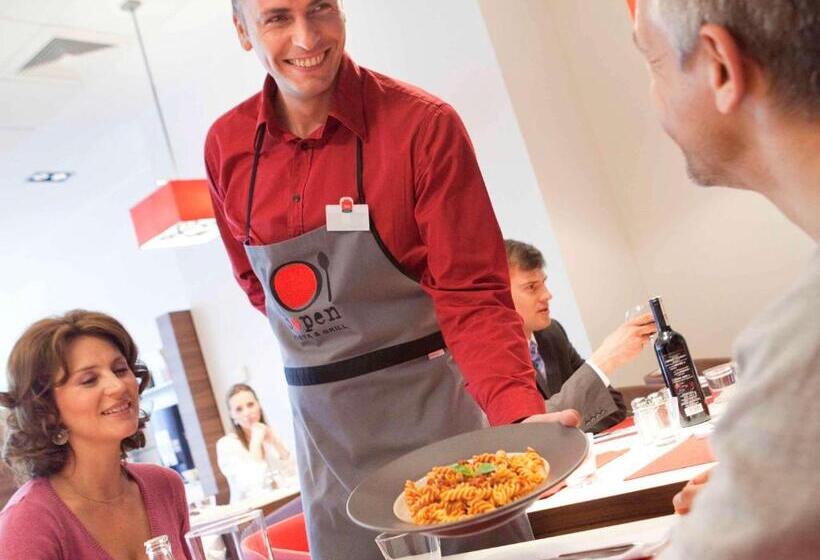 Fotos del hotel Ibis Roma Fiera:  20