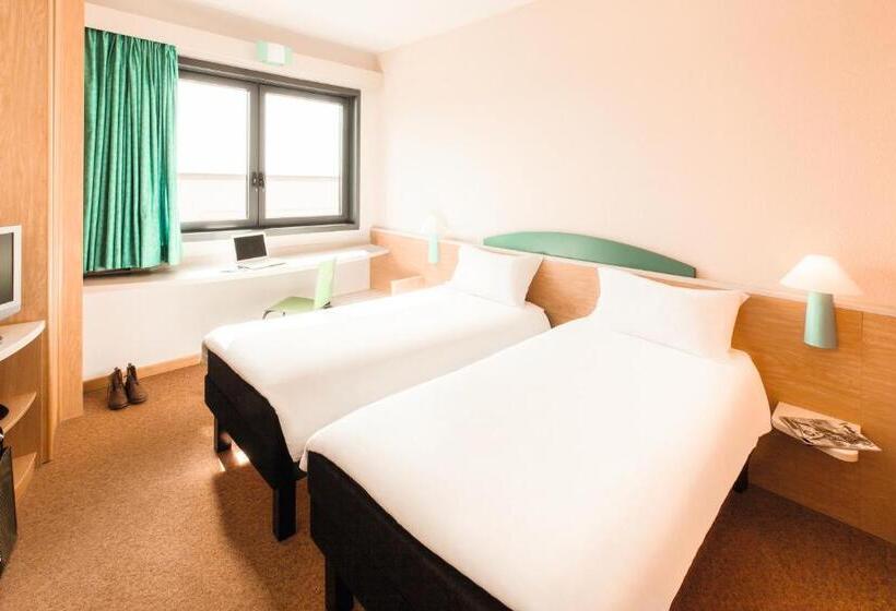 Fotos del hotel Ibis Roma Fiera:  10