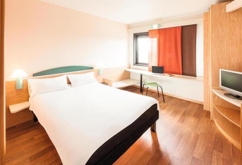 Fotos del hotel Ibis Roma Fiera:  11