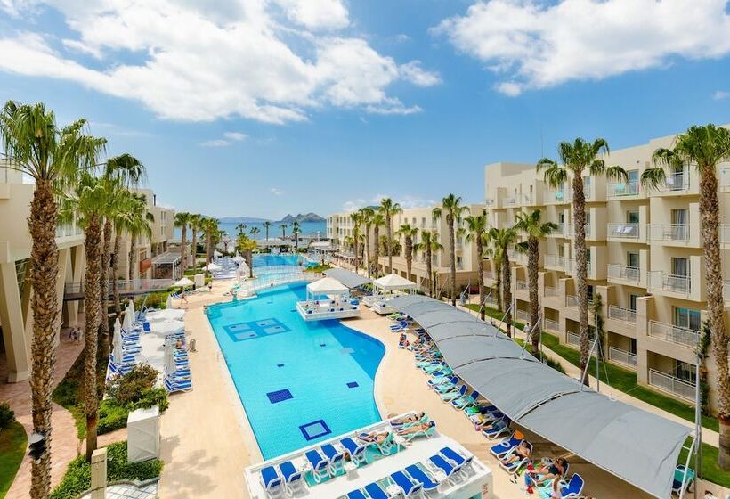 هتل La Blanche Resort & Spa