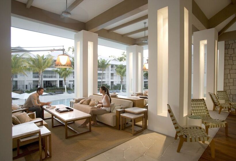 هتل Peppers Beach Club Port Douglas