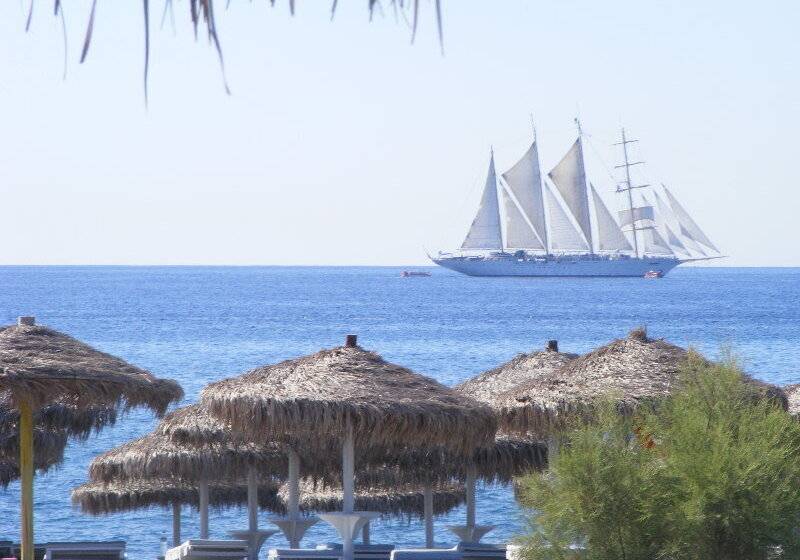 Hotel Perissa Bay