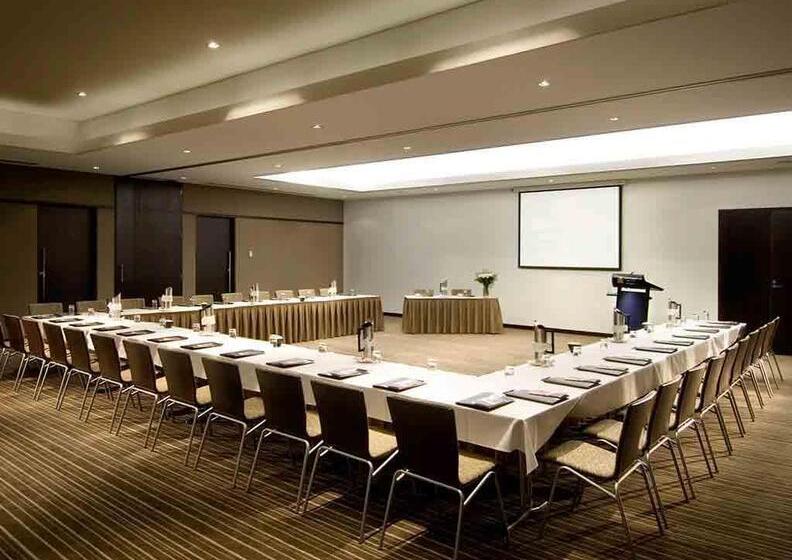 בית מלון כפרי Pullman Port Douglas Sea Temple Resort And Spa