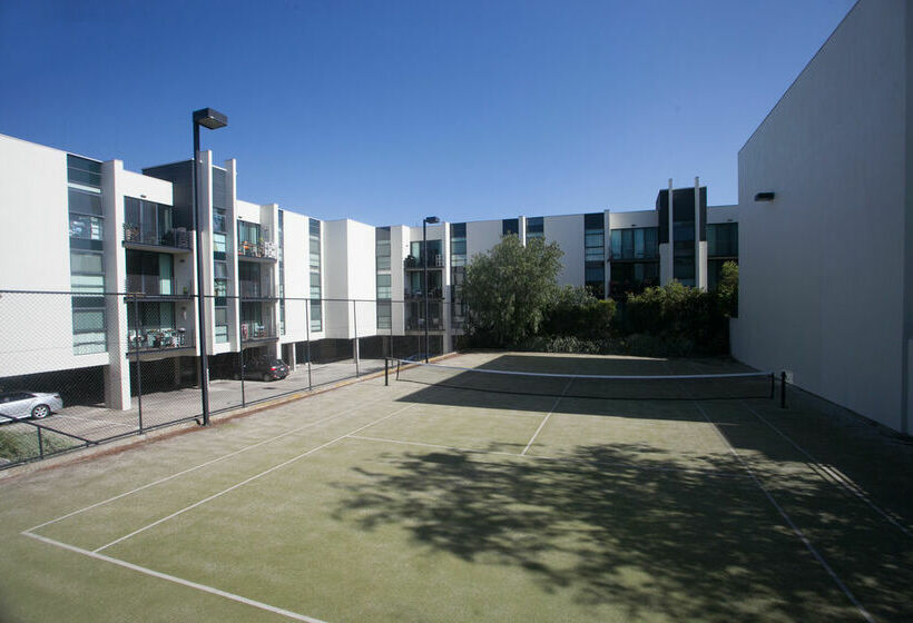 בית מלון כפרי Quest Flemington