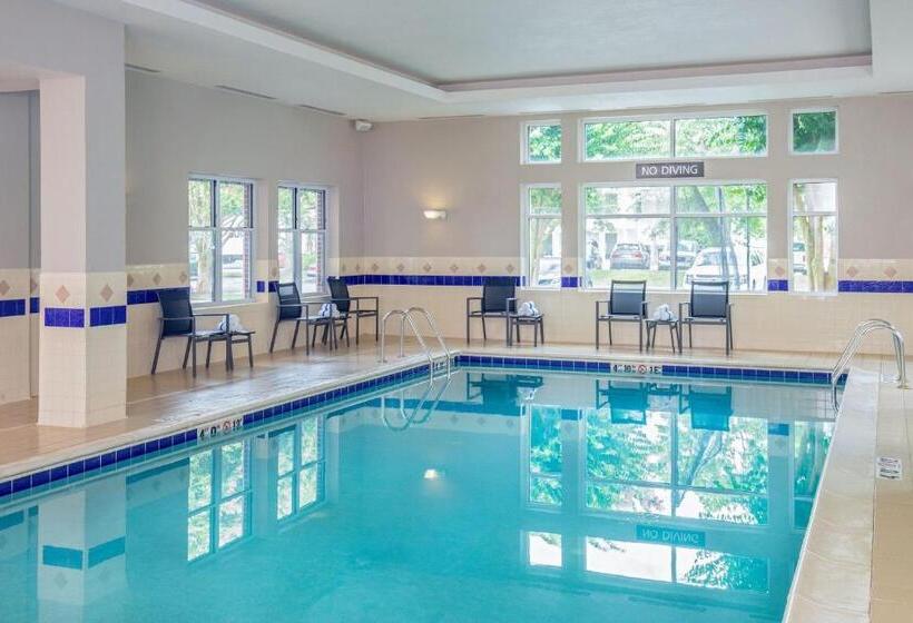 هتل Residence Inn By Marriott Chesapeake Greenbrier
