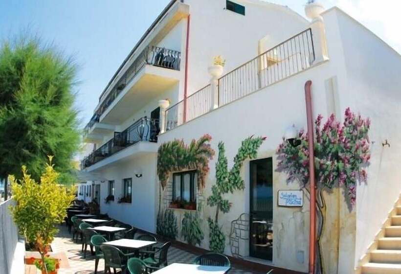 هتل Residence Tramonto