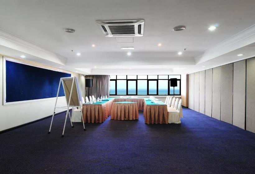 בית מלון כפרי Hompton By The Beach Penang