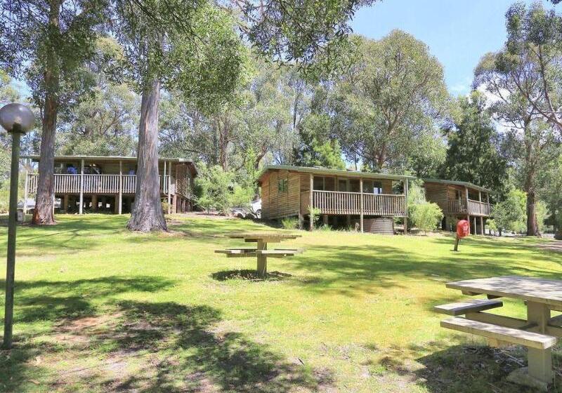 בית מלון כפרי Stewarts Bay Lodge