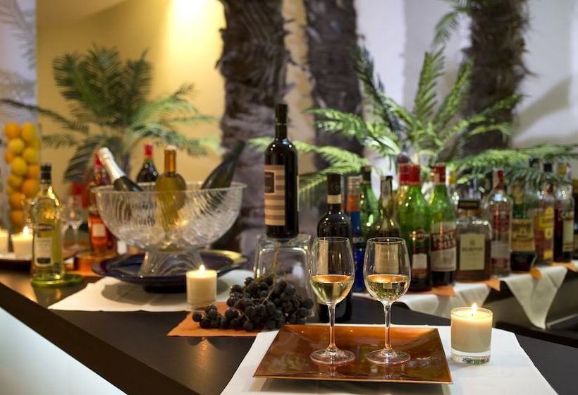 Fotos del hotel Townhouse 70:  5
