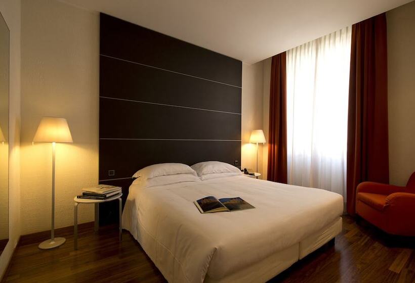 Fotos del hotel Townhouse 70:  11