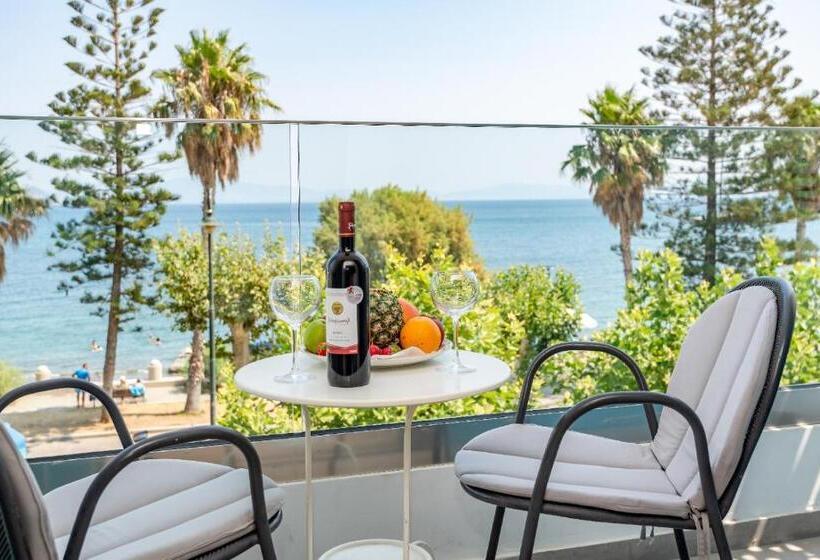 هتل Triton Boutique