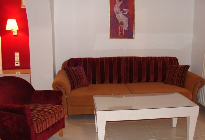 هتل Villa Christina