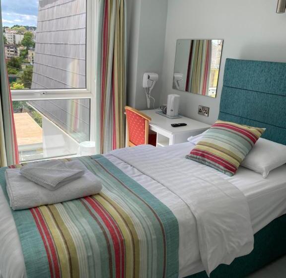 Waters Edge Hotel Torquay