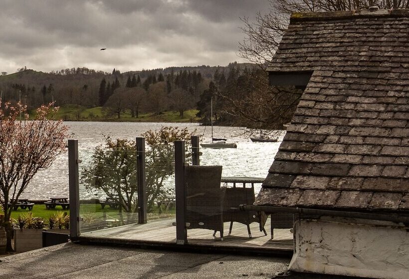 호텔 Windermere Rooms At The Wateredge Inn