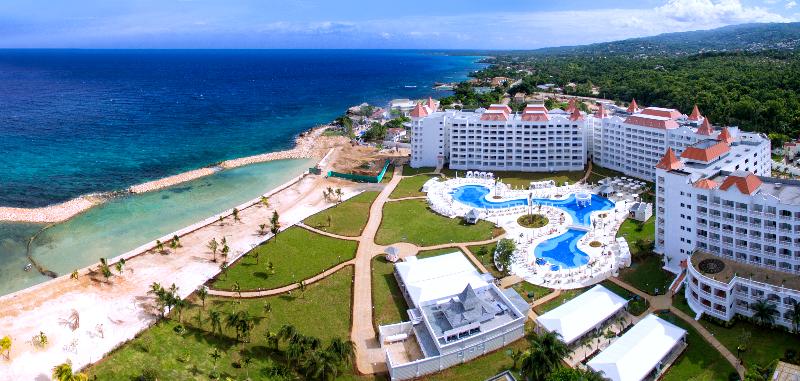 Resort Bahia Principe Luxury Runaway Bay – All Inclusive  Adults Only