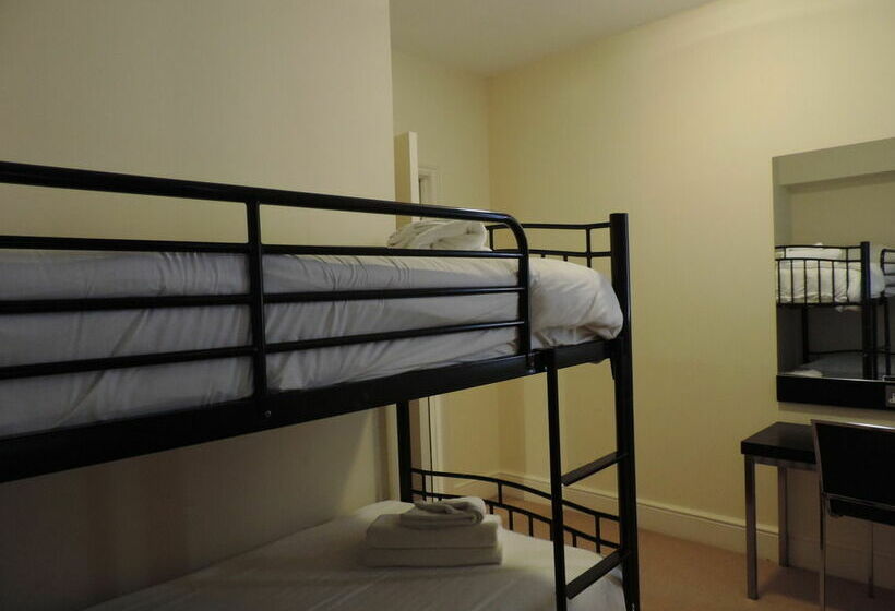 Отель Tunbridge Wells Retreat