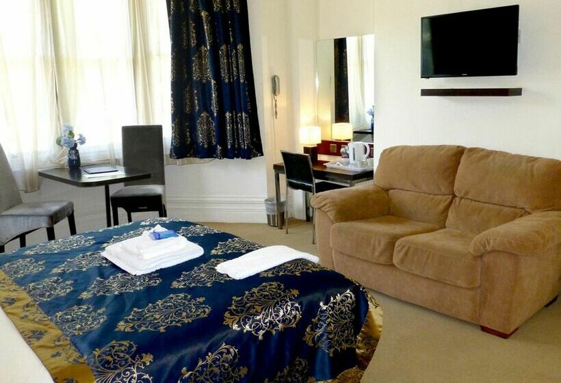 Отель Tunbridge Wells Retreat