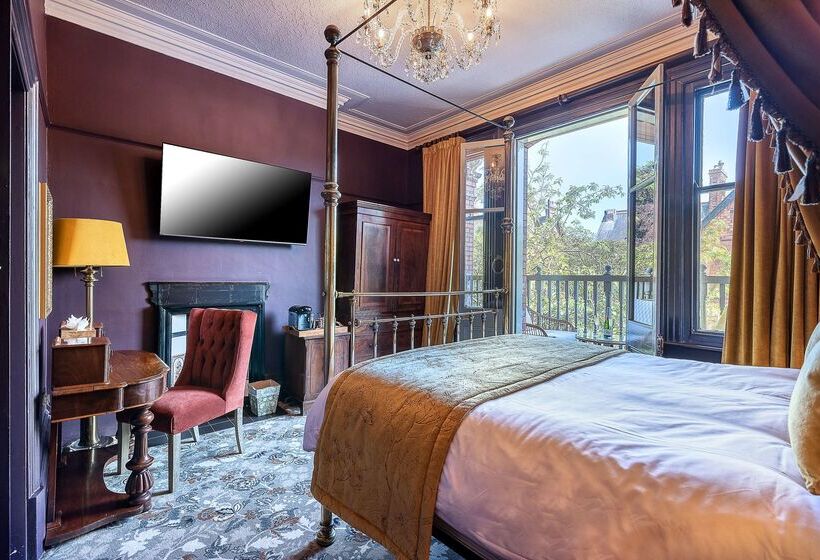 هتل Clementine S Guest House
