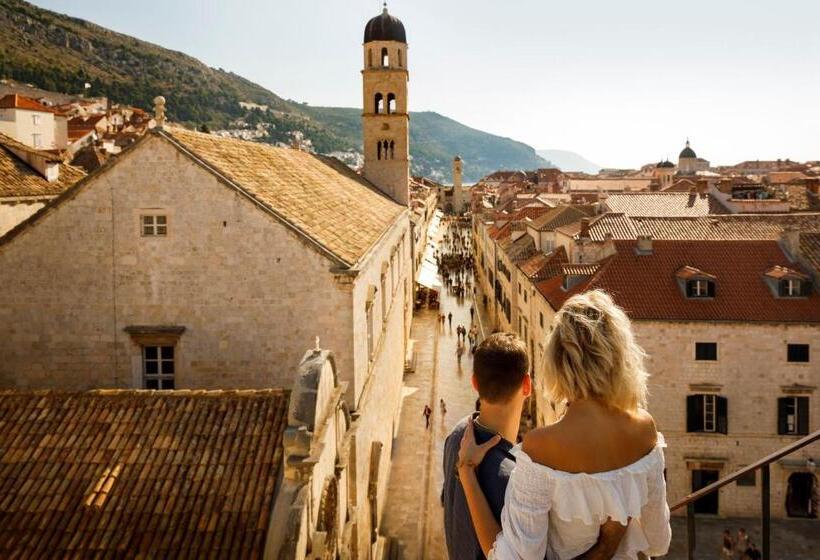 هتل Sunny Dubrovnik By Valamar