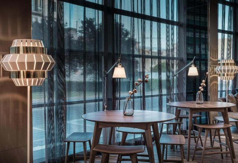 Fotos del hotel Ac  Firenze By Marriott:  37