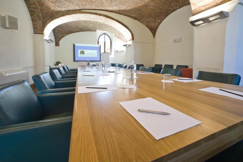 ホテル Albergo Dell Agenzia