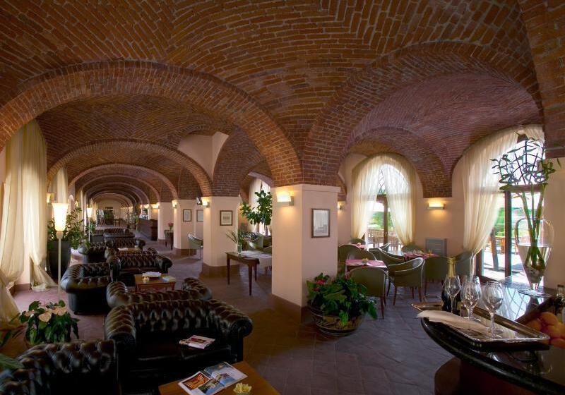 ホテル Albergo Dell Agenzia