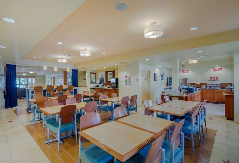בית מלון כפרי Best Western Plus Chemainus Inn