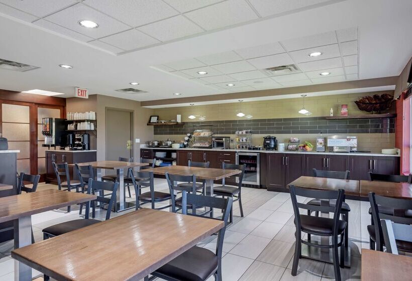 هتل Best Western Plus Red Deer Inn & Suite