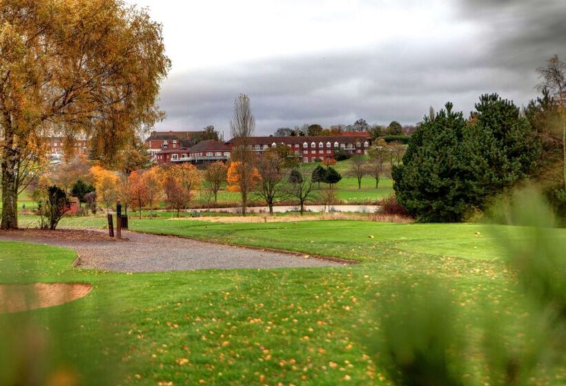 Windmill Village Hotel, Golf Club & Spa, Bw Signature Collection