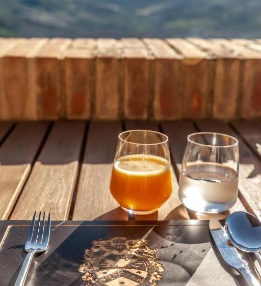 هتل Castello Di Velona Resort, Thermal Spa & Winery